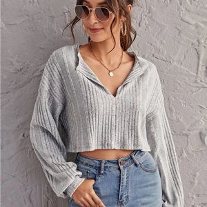 Long sleeve crop top